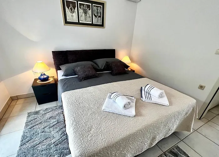 Lokunja Apartment *