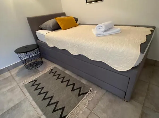 Apartment Lokunja